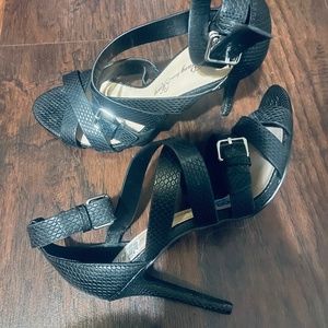 Women’s shoes
